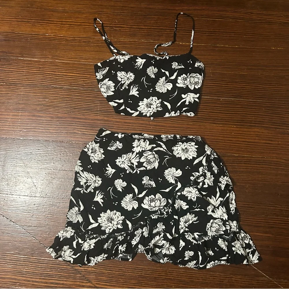 Free People / I’ve Got A Feeling Black White Floral Skirt and Top Set Small